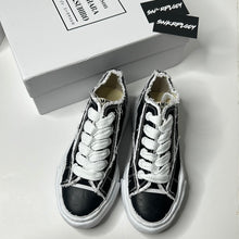 Load image into Gallery viewer, MIHARA YASUHIRO SNEAKERS

