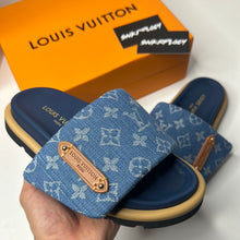 Load image into Gallery viewer, LOUIS VUITTON / POOL PILLOW FLAT COMFORT MULES SLIDES
