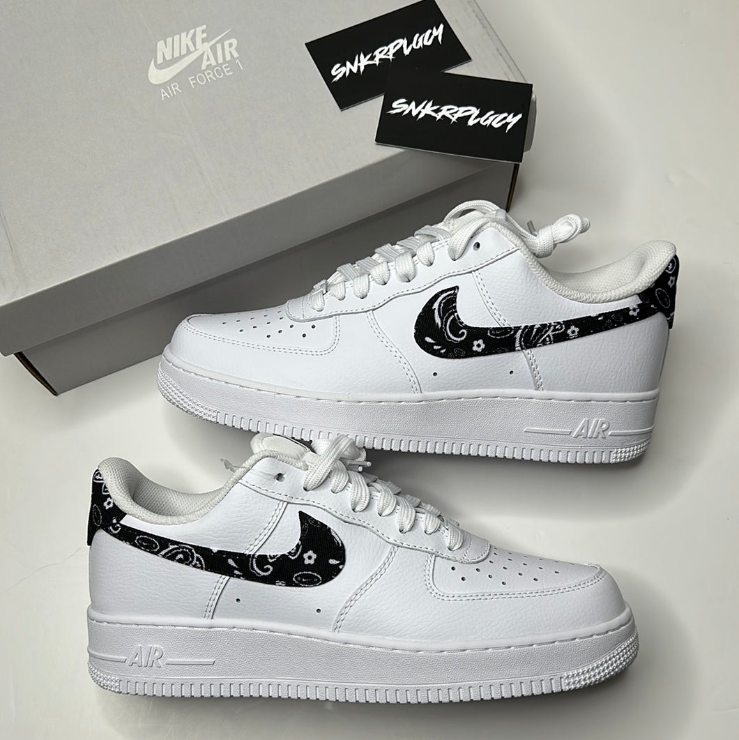 NIKE AIR FORCE 1 LOW “BLACK PAISLEY”