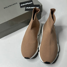 Load image into Gallery viewer, BALENCIAGA ACTIVE SPEED GRAFFITI / BEIGE &amp; BLACK
