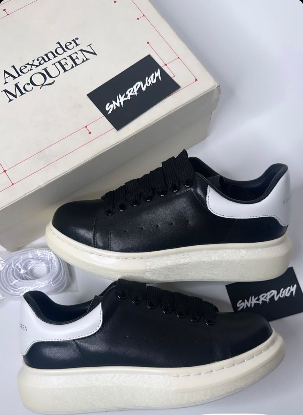 ALEXANDER MCQUEEN PLATFORM SNEAKERS / BLACK/WHITE