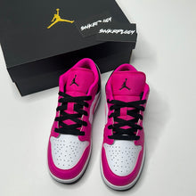 Load image into Gallery viewer, AIR JORDAN 1 LOW (GS) / PINK/BLACK
