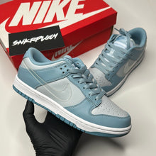 Load image into Gallery viewer, NIKE DUNK LOW / CLEAR SWOOSH BLUE
