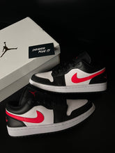 Load image into Gallery viewer, AIR JORDAN 1 LOW (W) &quot;SIREN RED&quot;
