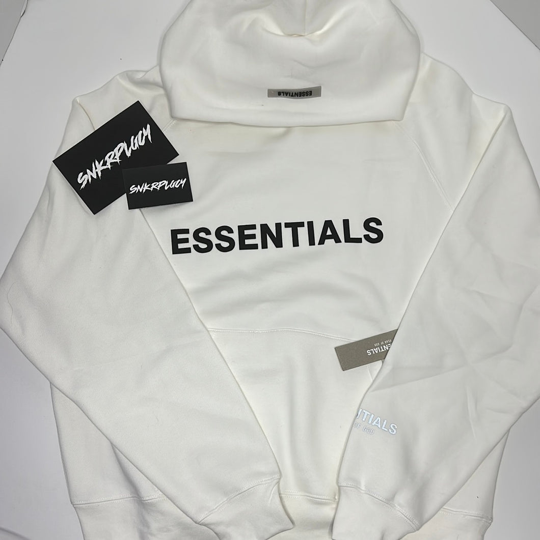 FEAR OF GOD X ESSENTIALS PULLOVER HOODIE APPLIQUÉ LOGO / WHITE