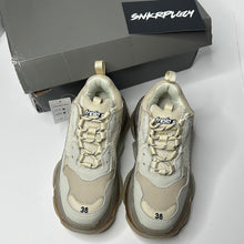 Load image into Gallery viewer, BALENCIAGA TRIPLE S “CLEAR SOLE” BEIGE
