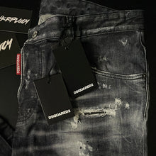 Load image into Gallery viewer, DSQUARED BLACK “SUPER TWINKY” DENIM JEANS
