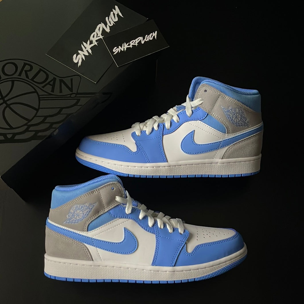 AIR JORDAN 1 MID “UNC / UNIVERSITY BLUE”