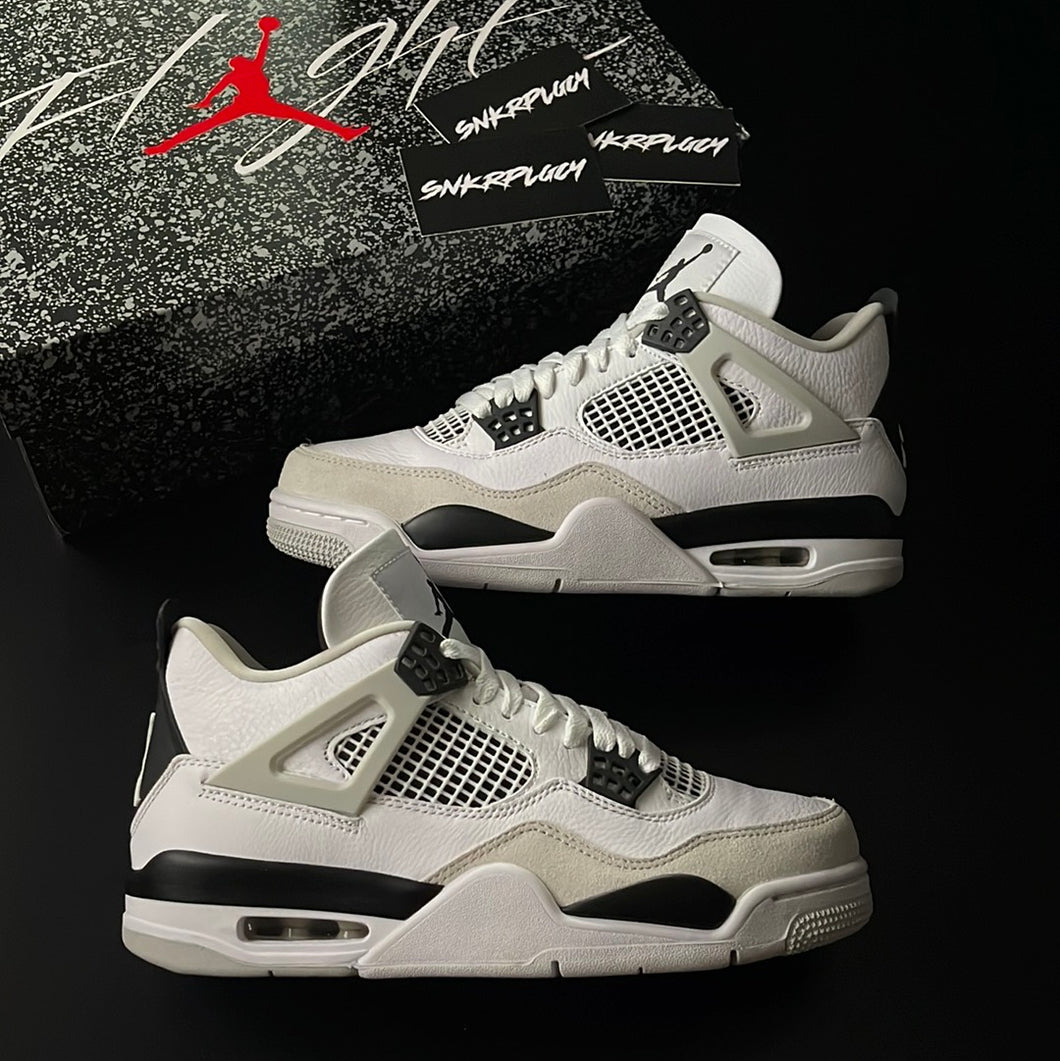 AIR JORDAN 4 “MILITARY BLACK”