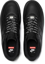 Load image into Gallery viewer, NIKE AIR FORCE 1 LOW x SUPREME | BLACK
