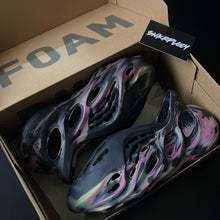 Load image into Gallery viewer, YEEZY FOAM RUNNER “MX CARBON”
