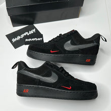 Load image into Gallery viewer, NIKE AIR FORCE 1 LOW | BLACK/GREY/RED
