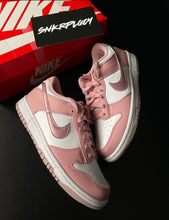 Load image into Gallery viewer, NIKE DUNK LOW “PINK VELVELT”
