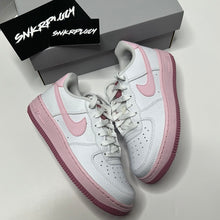 Load image into Gallery viewer, NIKE AIR FORCE 1 (GS) | WHITE/PINK
