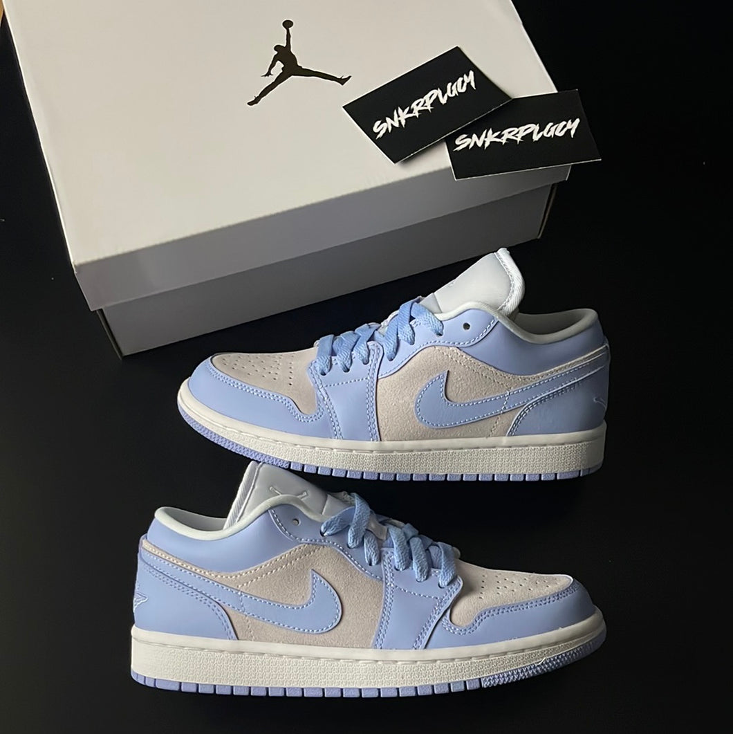 AIR JORDAN 1 LOW (W) “UNIVERSITY BLUE”