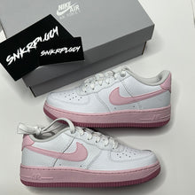 Load image into Gallery viewer, NIKE AIR FORCE 1 (GS) | WHITE/PINK
