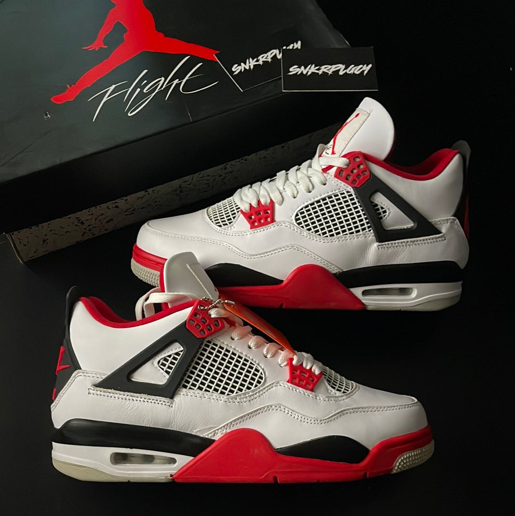 AIR JORDAN 4 “FIRE RED”