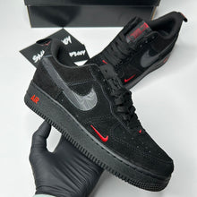 Load image into Gallery viewer, NIKE AIR FORCE 1 LOW | BLACK/GREY/RED
