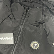 Load image into Gallery viewer, TRAPSTAR IRONGATE PUFFER JACKET (CROP WOMEN)
