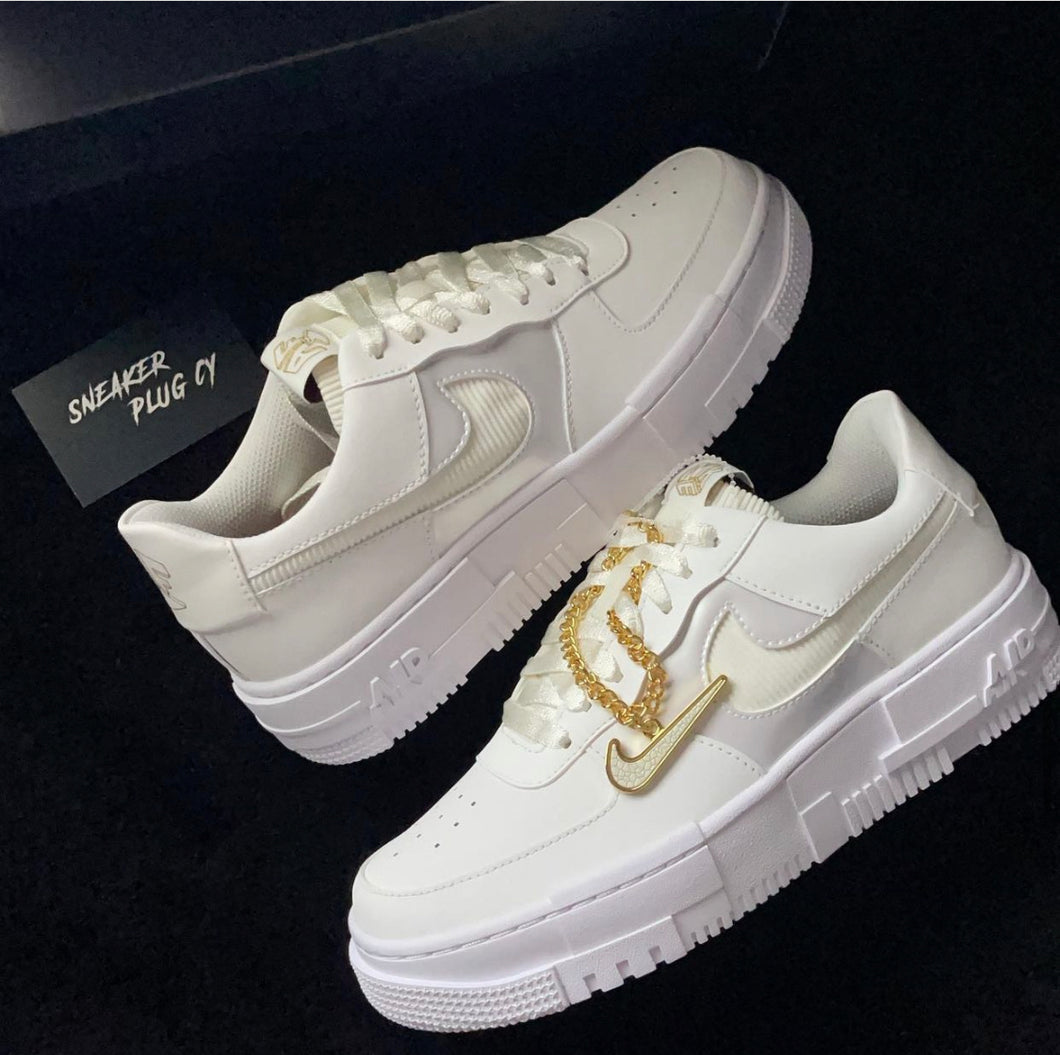 NIKE AIR FORCE 1 PIXEL “JEWELL”