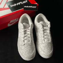 Load image into Gallery viewer, NIKE DUNK LOW PAISLEY WHITE
