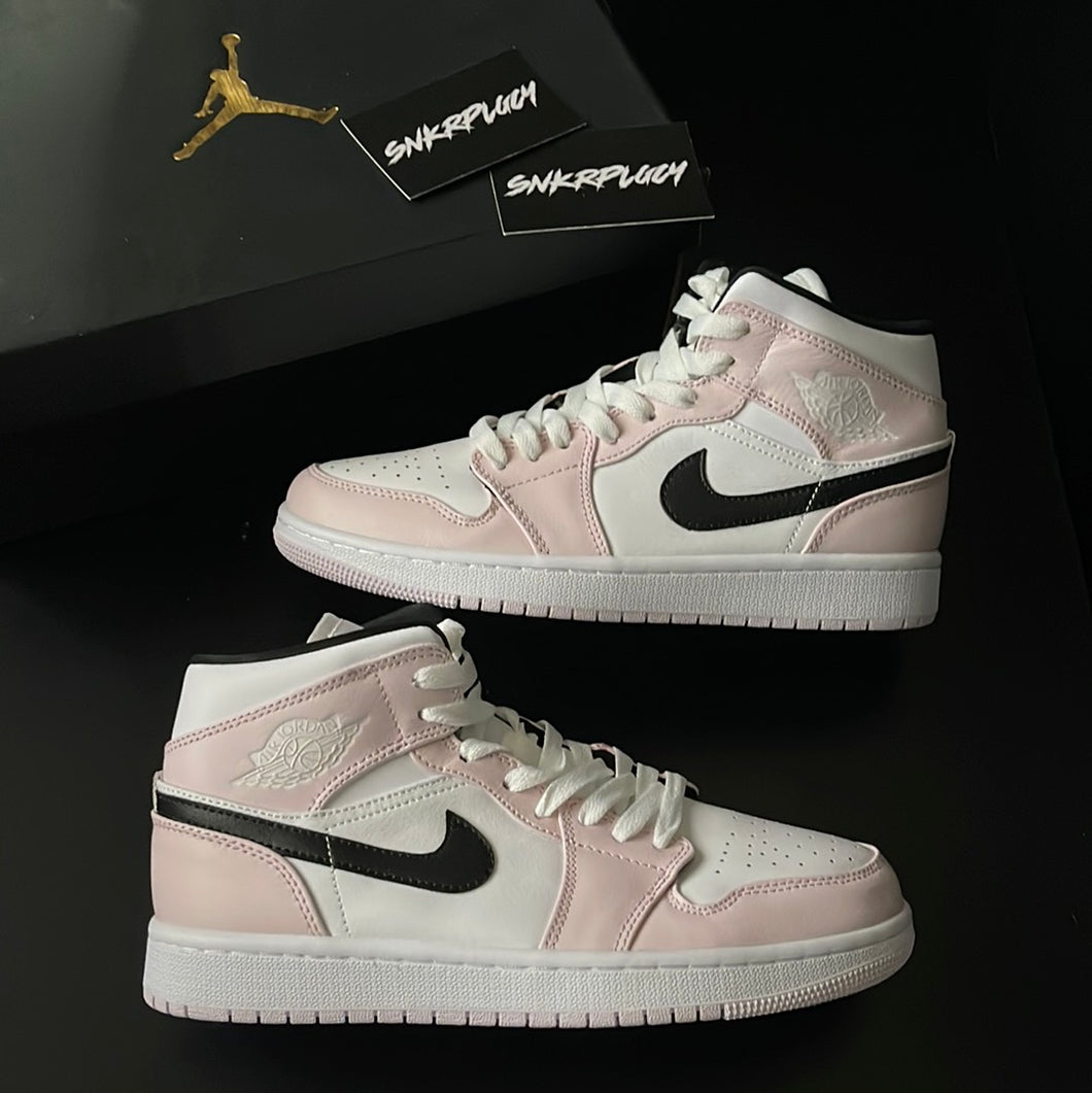 AIR JORDAN 1 MID “BARELY ROSE”