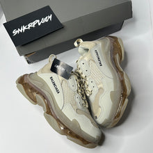 Load image into Gallery viewer, BALENCIAGA TRIPLE S “CLEAR SOLE” BEIGE
