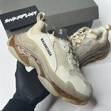 Load image into Gallery viewer, BALENCIAGA TRIPLE S “CLEAR SOLE” BEIGE
