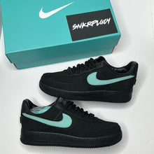 Load image into Gallery viewer, NIKE AIR FORCE 1 LOW X TIFFANY &amp; CO. / TIFFANY BLUE
