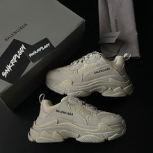 Load image into Gallery viewer, BALENCIAGA TRIPLE S “BEIGE”
