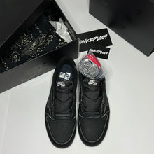 Load image into Gallery viewer, AIR JORDAN 1 LOW x TRAVIS SCOTT “BLACK PHANTOM”
