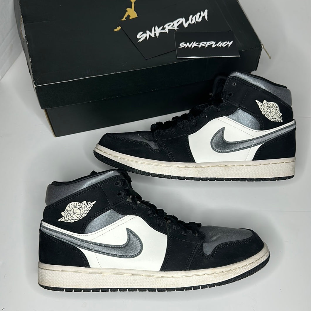 AIR JORDAN 1 MID “SATIN / SMOKE GREY”