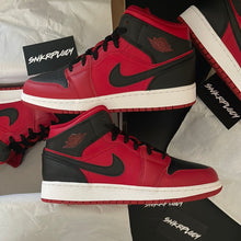 Load image into Gallery viewer, AIR JORDAN 1 MID “REVERSE BRED”
