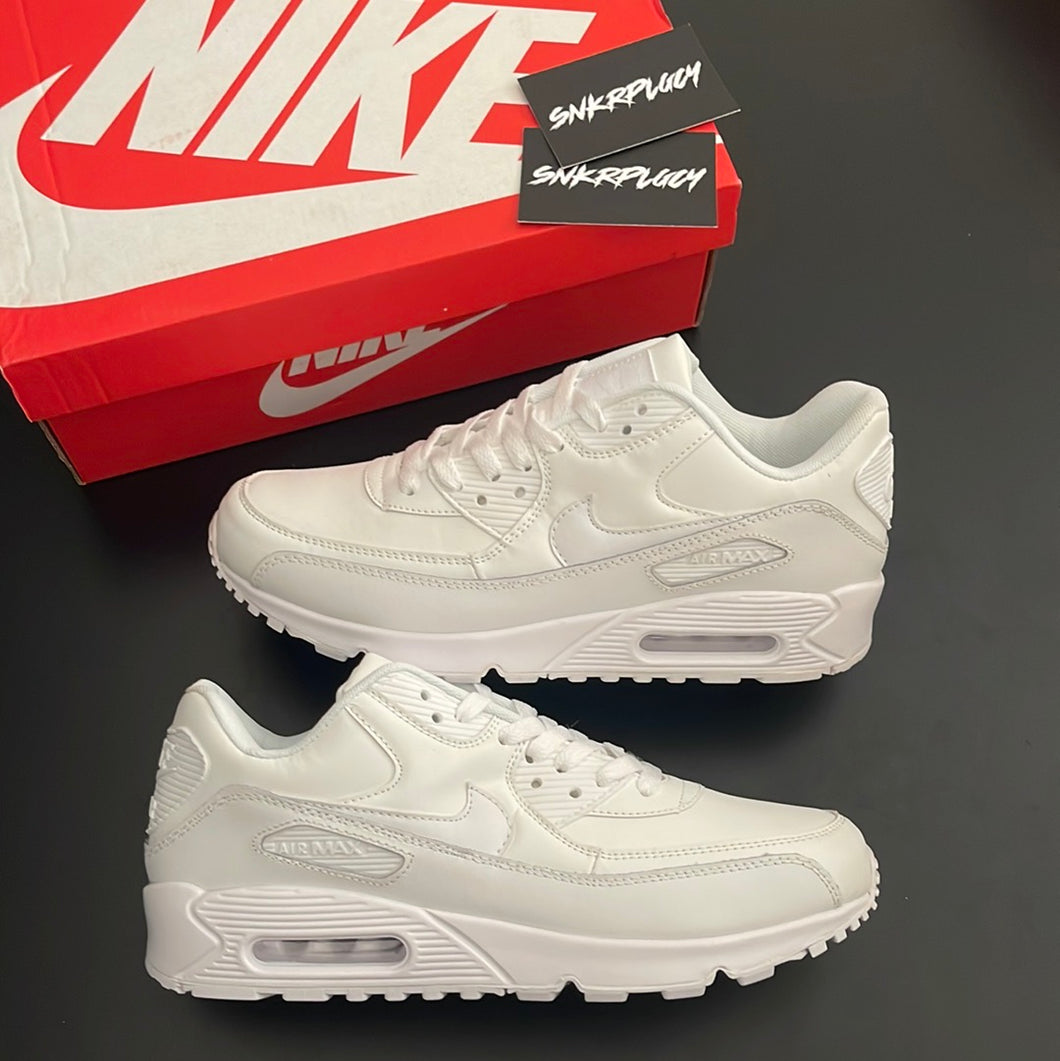 NIKE AIR MAX 90 LEATHER “TRIPLE WHITE”