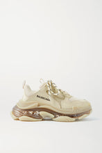 Load image into Gallery viewer, BALENCIAGA TRIPLE S “CLEAR SOLE” BEIGE
