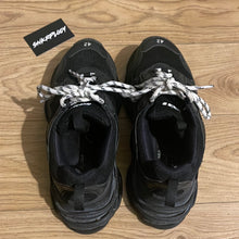 Load image into Gallery viewer, BALENCIAGA TRIPLE S (BLACK)
