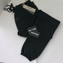 Load image into Gallery viewer, FEAR OF GOD x ESSENTIALS BOTTOMS &quot;STRETCH LIMO&quot; SS22
